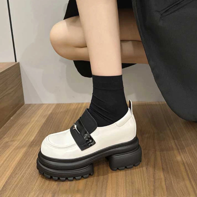 Baskets à plateforme en cuir verni PU pour femmes