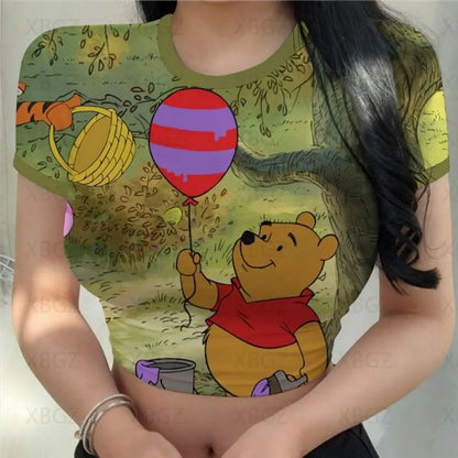 T-shirt Disney Winnie Ourson pour femmes haut court