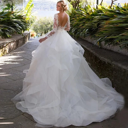 Robes de mariée à manches longues, appliques en dentelle, jupe à volants dos nu