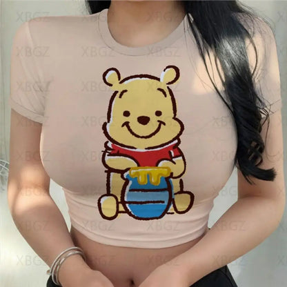 T-shirt Disney  Winnie Ourson  pour femmes haut court