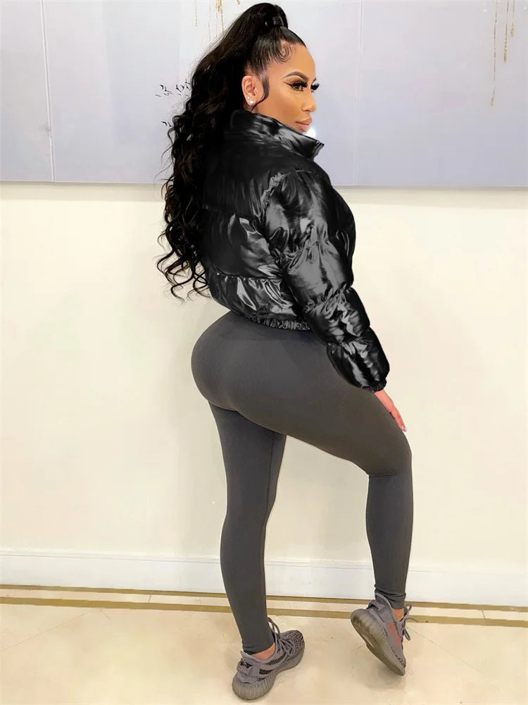 Manteau col rabattu et fermetures éclair pour femmes