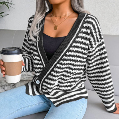 Cardigan tricoté à manches longues et col en v rayé pour femme