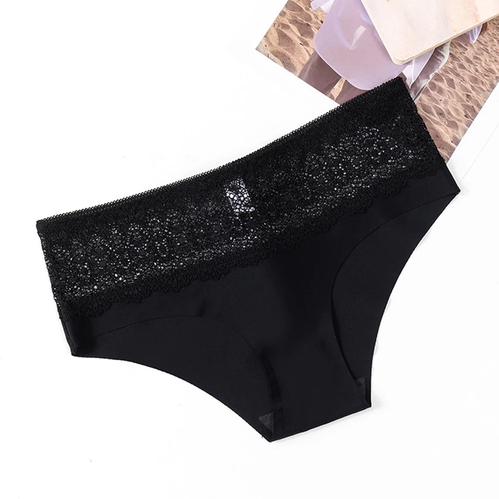 Culotte en dentelle pour femmes