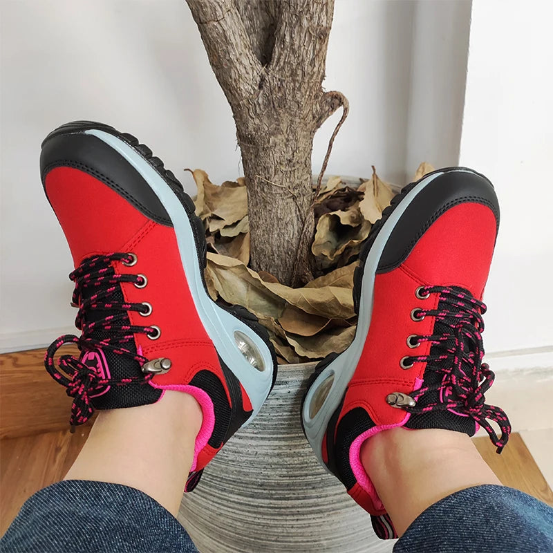 Chaussures noires à semelles souples pour femmes