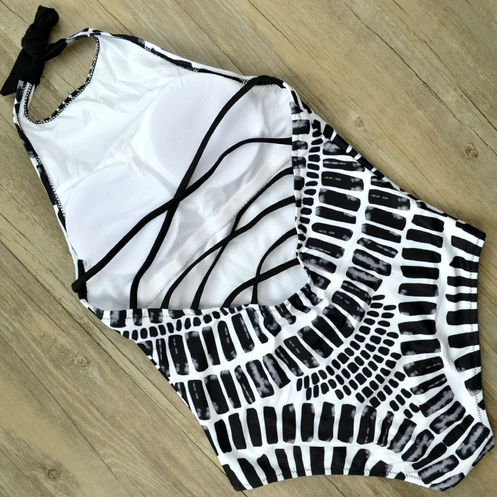 Maillot de bain une pièce dos nu pour femmes